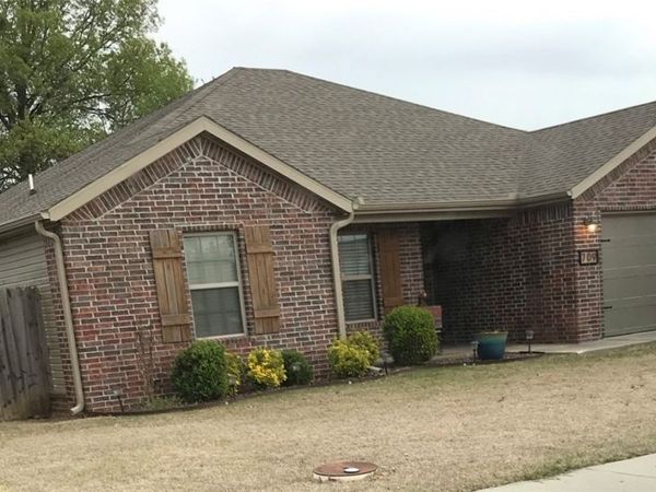 709 Olivia Lane , Centerton, AR 72719