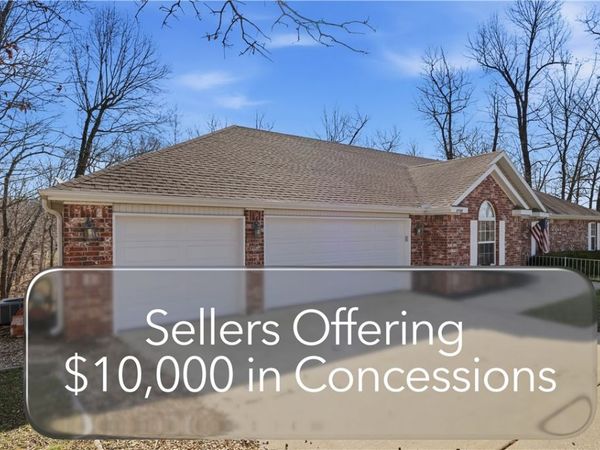 8750 Pageant Drive, Rogers, AR 72756