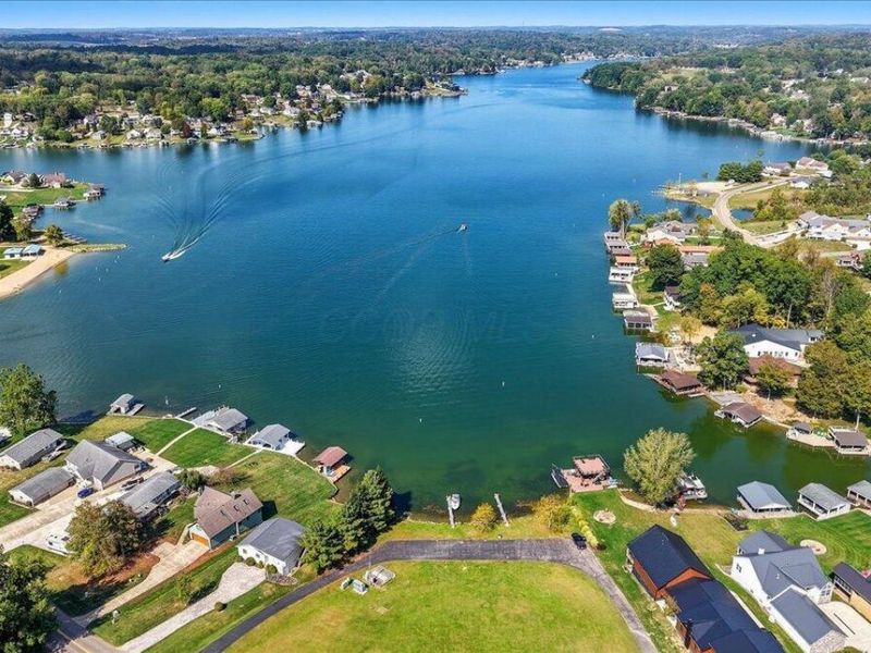 368 Baldwin Drive , Howard, OH 43028 Photo 9