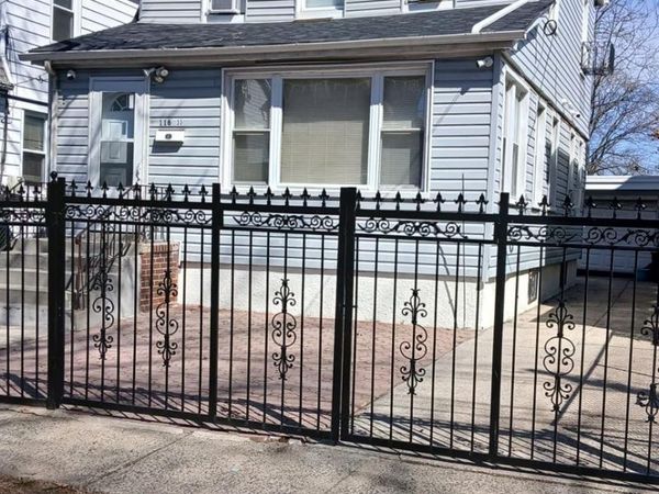 11633 198th Street , Saint Albans, NY 11412