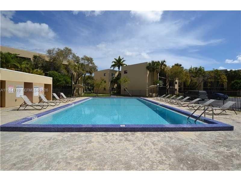 8065 SW 107th Ave , Unit 202, Miami, FL 33173 Photo