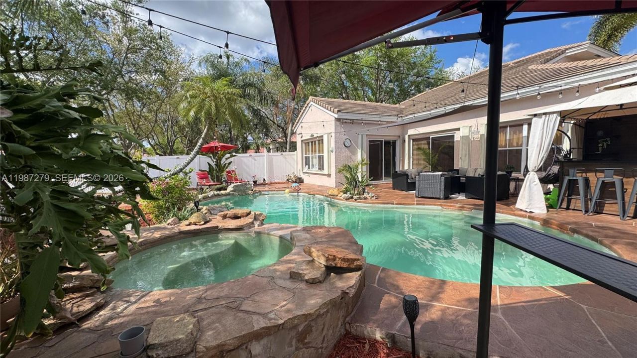 4220 SW 153rd Ave , Miramar, FL 33027 Photo