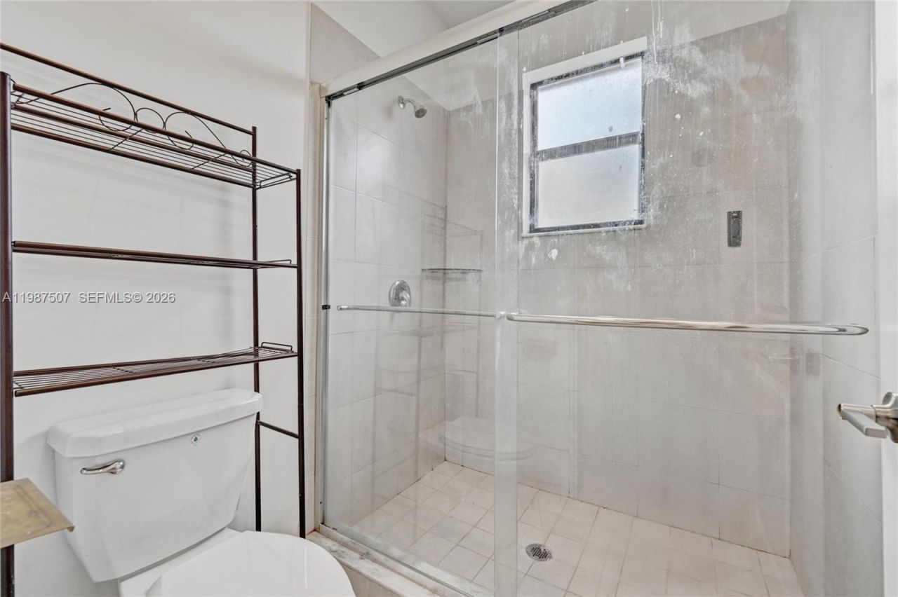 21436 NE 2nd Ct , Miami, FL 33179 Photo