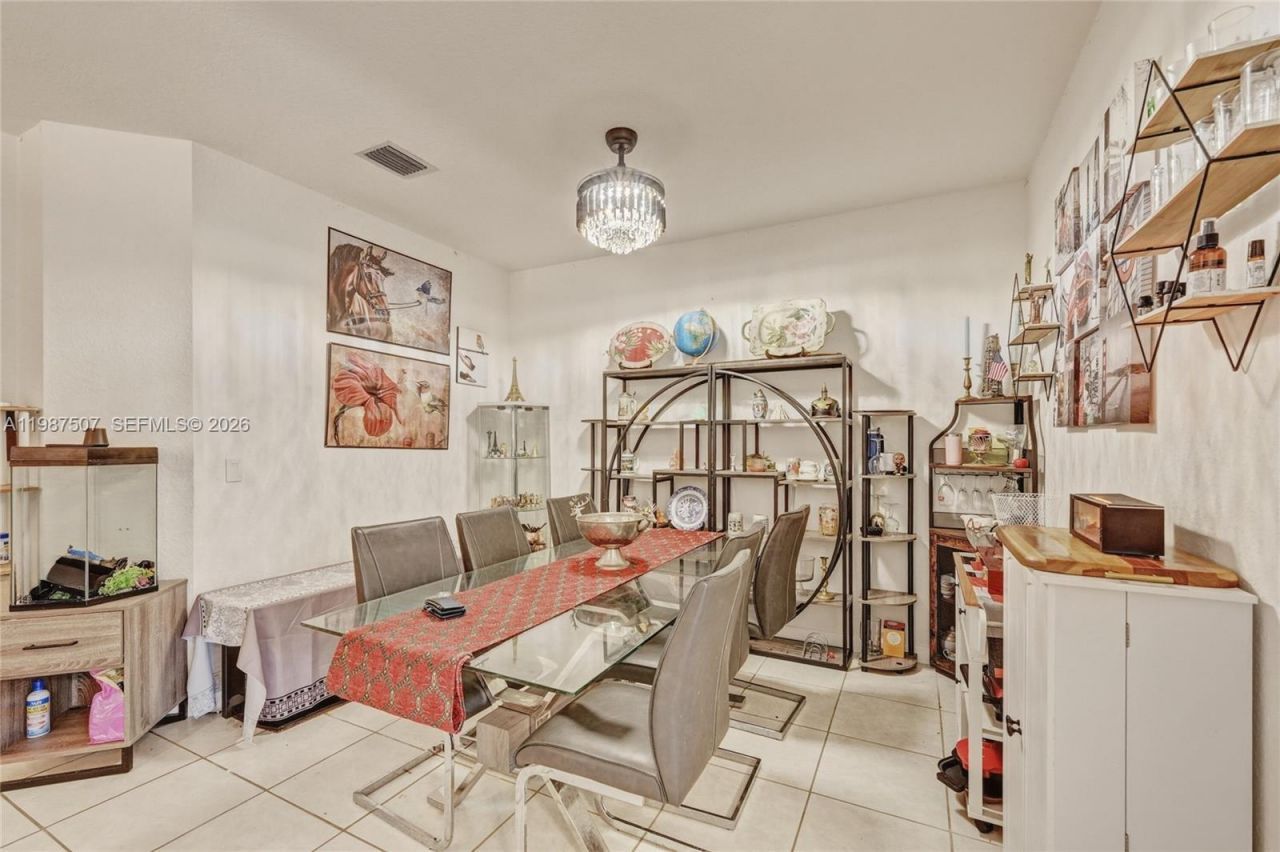 21436 NE 2nd Ct , Miami, FL 33179 Photo