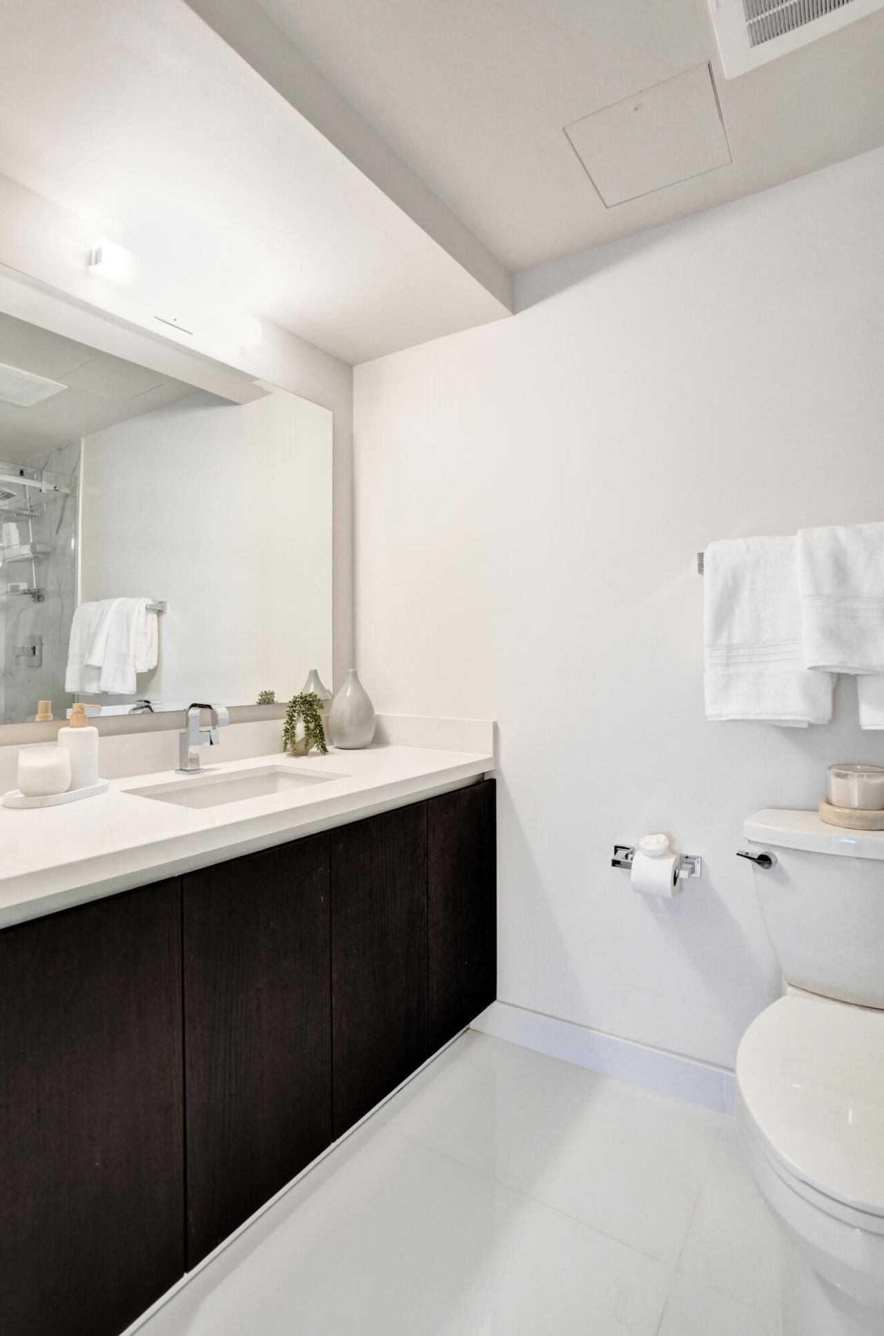 3030 N Ocean Boulevard, Unit S104, Fort Lauderdale, FL 33308 Photo