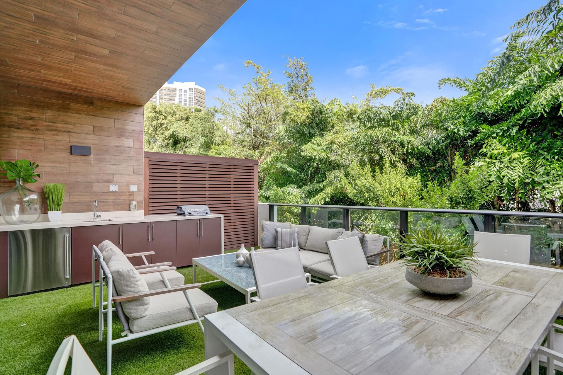 3030 N Ocean Boulevard, Unit S104, Fort Lauderdale, FL 33308 Photo