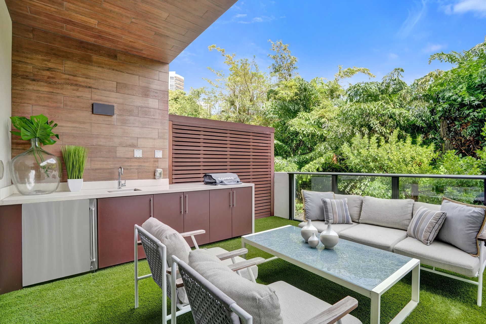 3030 N Ocean Boulevard, Unit S104, Fort Lauderdale, FL 33308 Photo