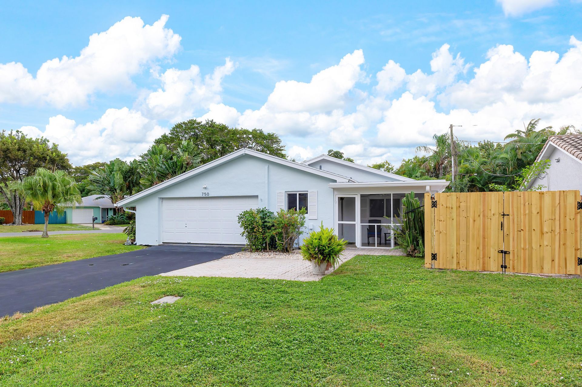 750 Heron Drive, Delray Beach, FL 33444 Photo