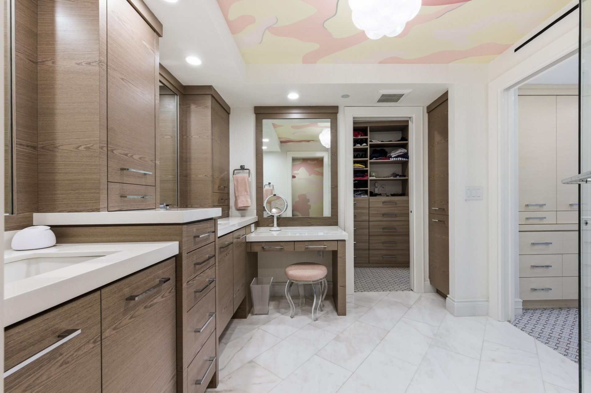 100 Sunrise Avenue, Unit 223, Palm Beach, FL 33480 Photo