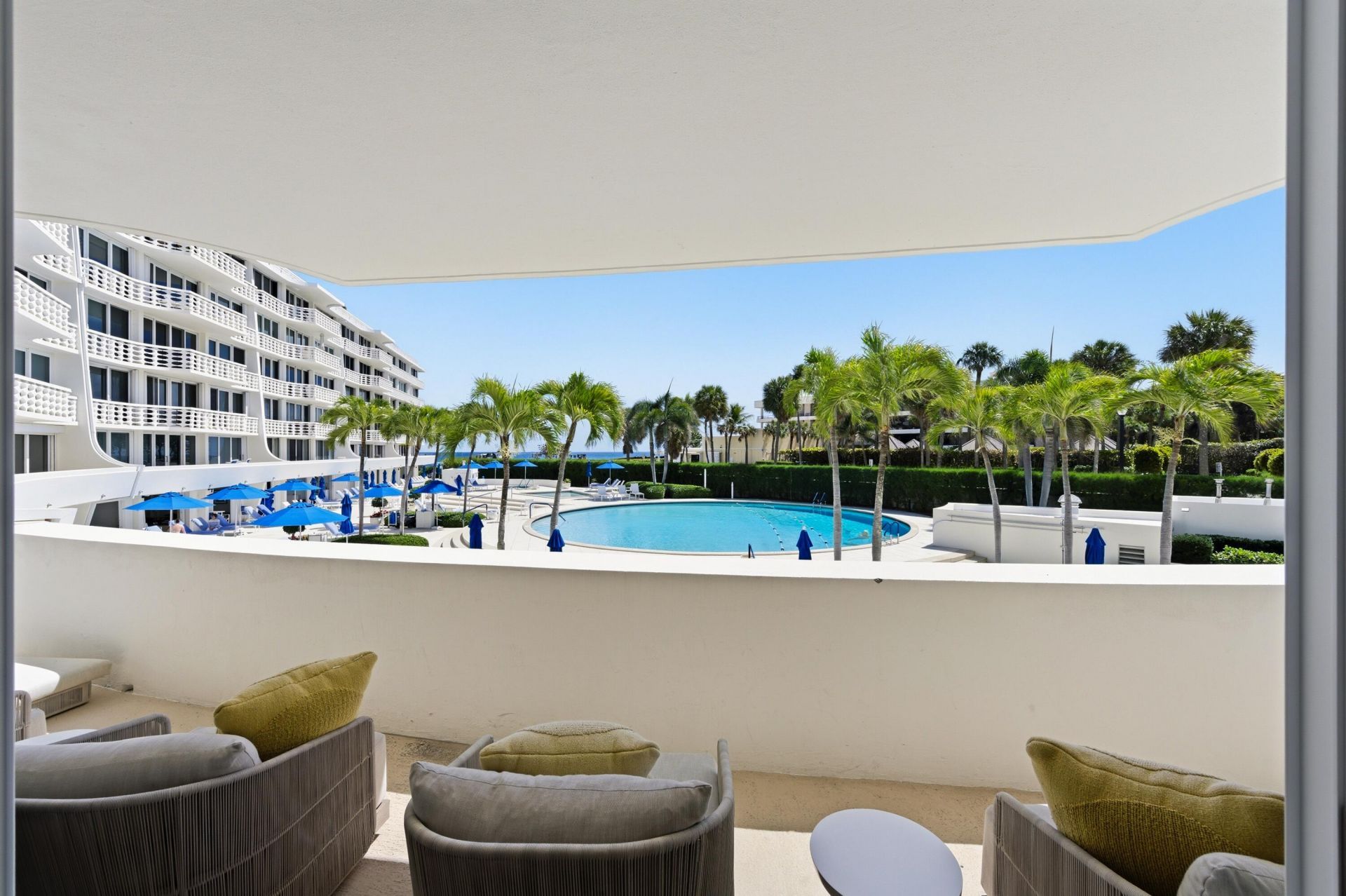 100 Sunrise Avenue, Unit 223, Palm Beach, FL 33480 Photo