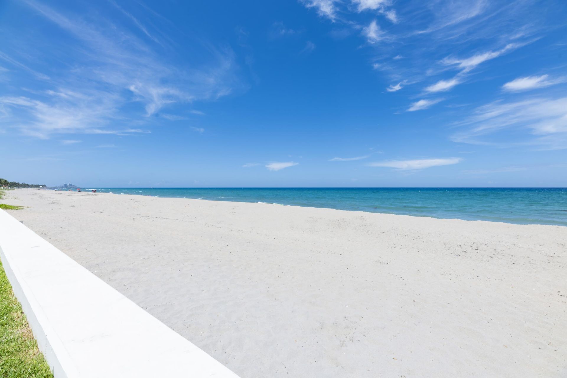 100 Sunrise Avenue, Unit 223, Palm Beach, FL 33480 Photo