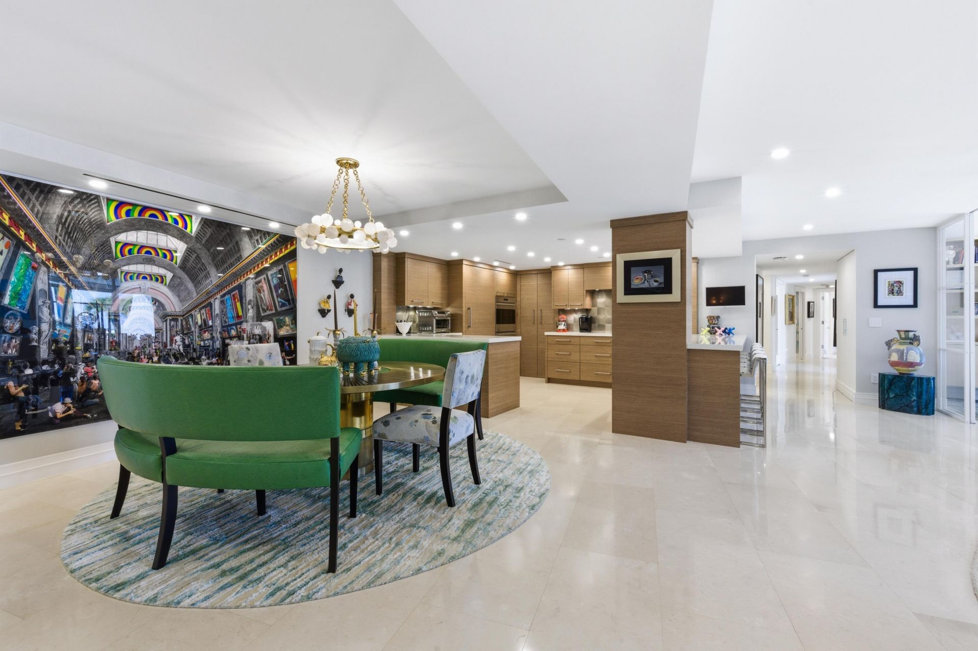 100 Sunrise Avenue, Unit 223, Palm Beach, FL 33480 Photo