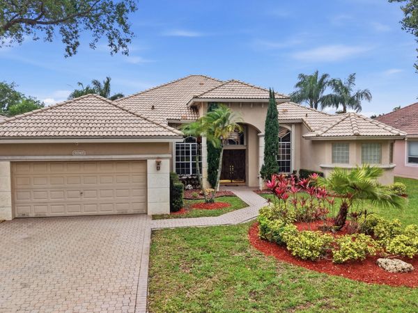5040 NW 57th Terrace, Coral Springs, FL 33067