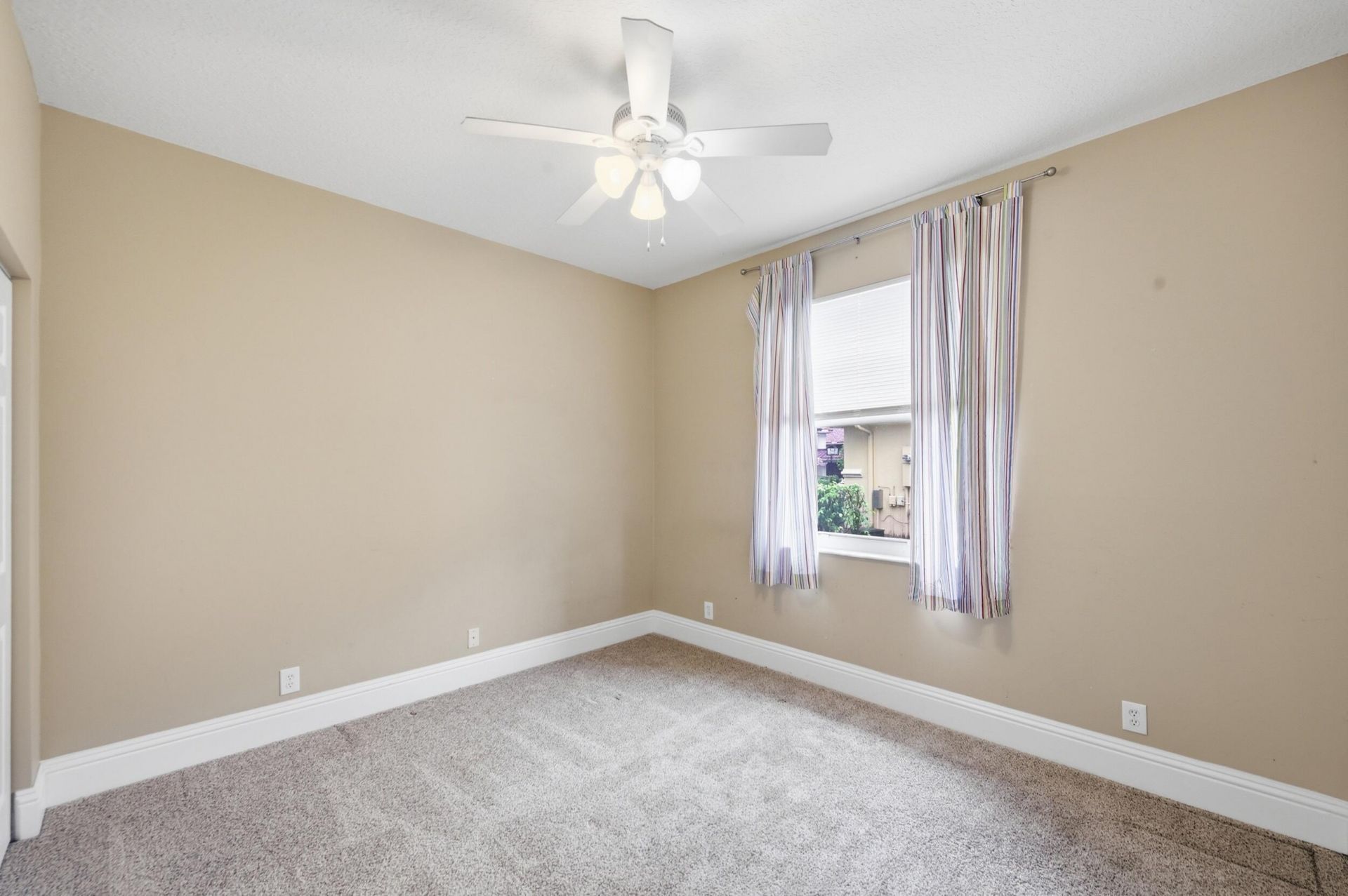 5040 NW 57th Terrace, Coral Springs, FL 33067 Photo