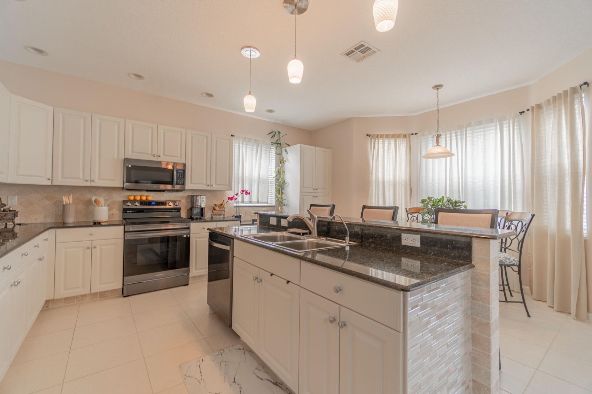 11769 SW Bennington Circle, Port Saint Lucie, FL 34987 Photo