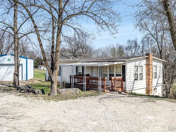 2298 Highway A , Washington, MO 63090