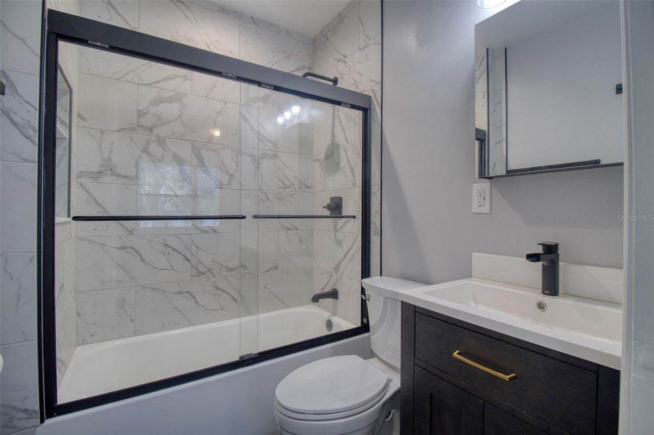 675 16th Avenue S, Unit 1, Saint Petersburg, FL 33701 Photo