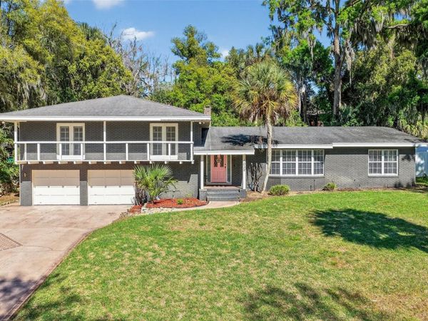 1039 LAKE GRACIE DRIVE , EUSTIS, FL 32726