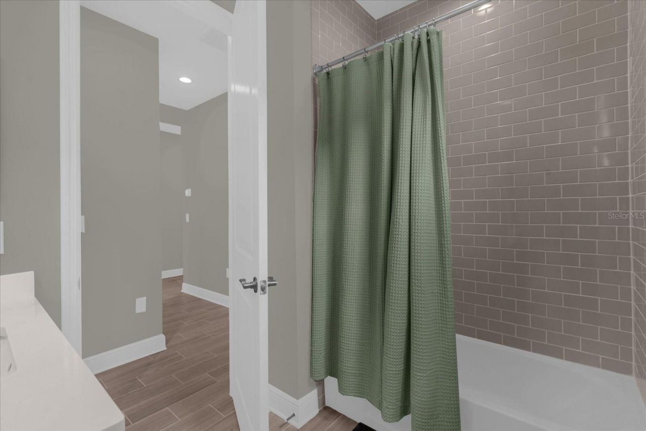 4531 Canoe Creek Avenue, Parrish, FL 34219 Photo