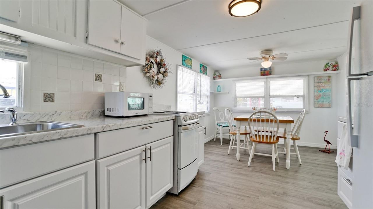 31 1st Street, Bradenton, FL 34210 Photo