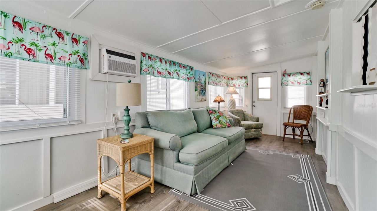 31 1st Street, Bradenton, FL 34210 Photo