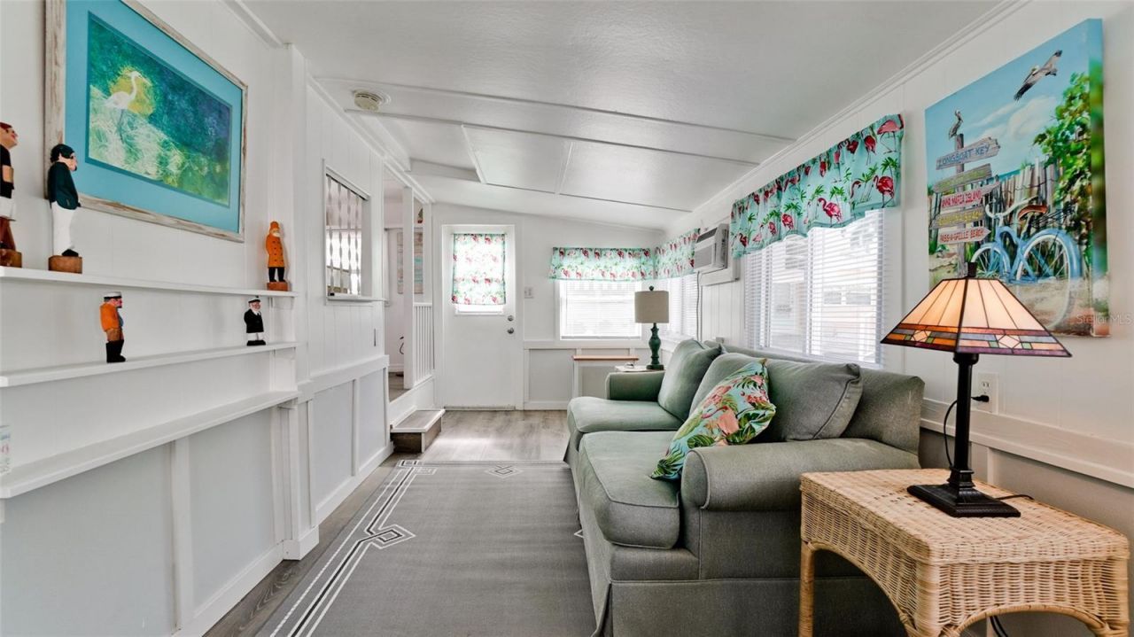 31 1st Street, Bradenton, FL 34210 Photo