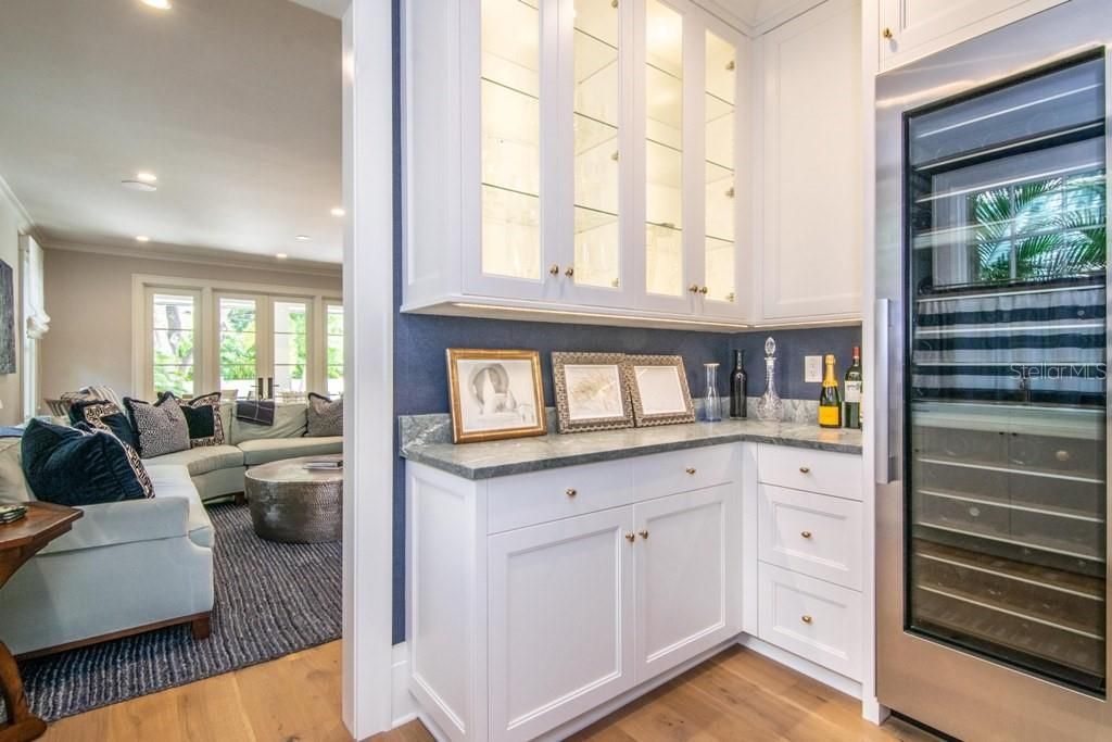 908 S Dakota Avenue, Tampa, FL 33606 Photo