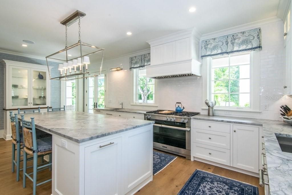 908 S Dakota Avenue, Tampa, FL 33606 Photo