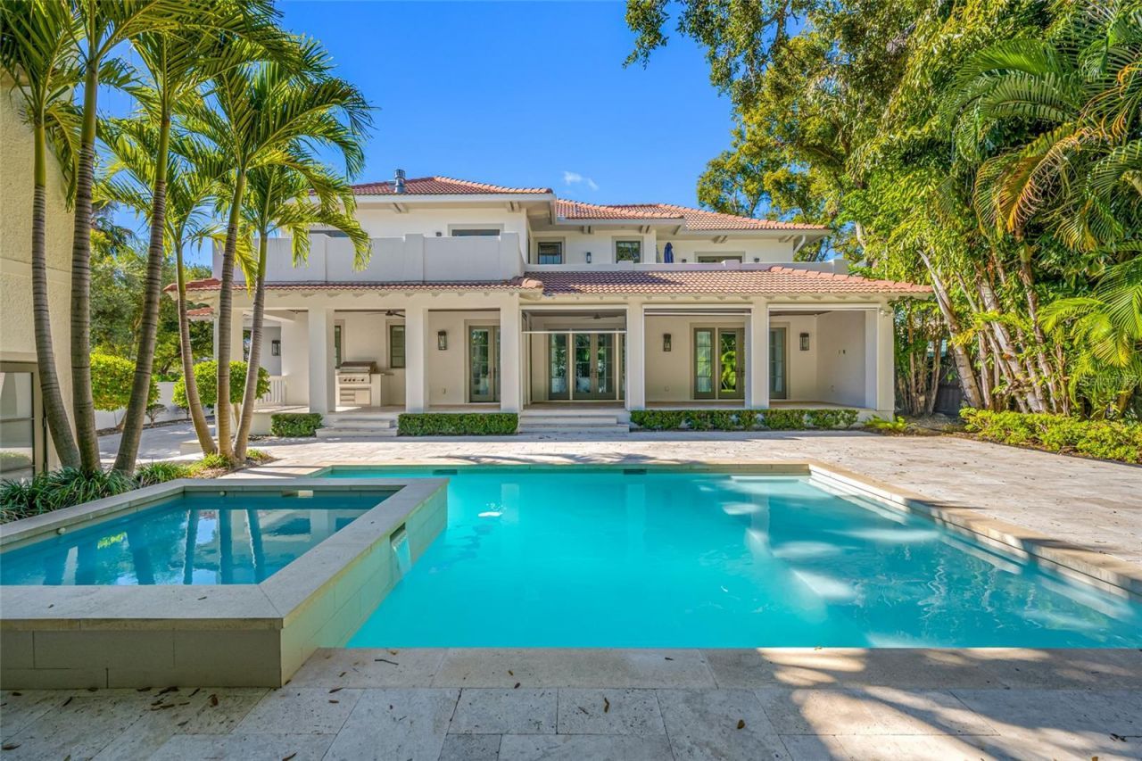 908 S Dakota Avenue, Tampa, FL 33606 Photo