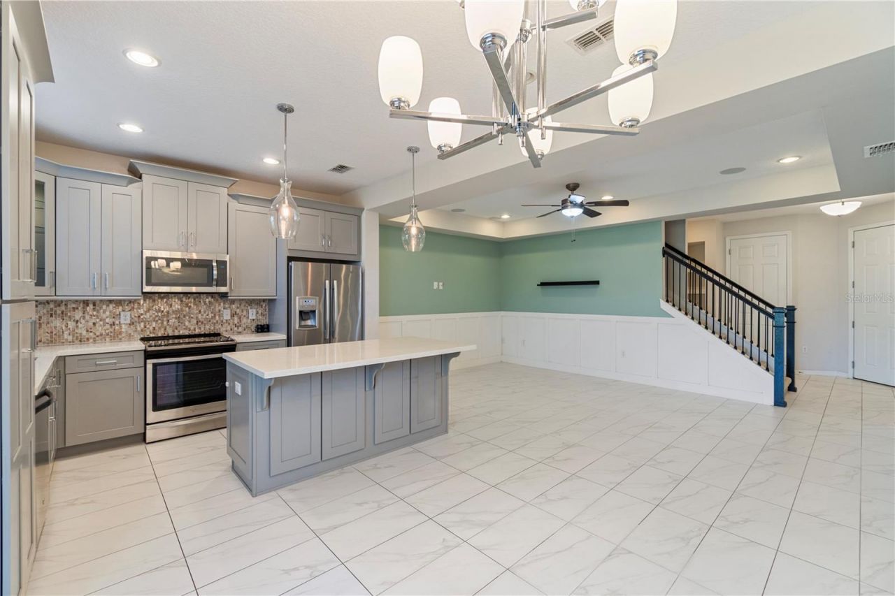 3815 Brighton Park Circle , Orlando, FL 32812 Photo