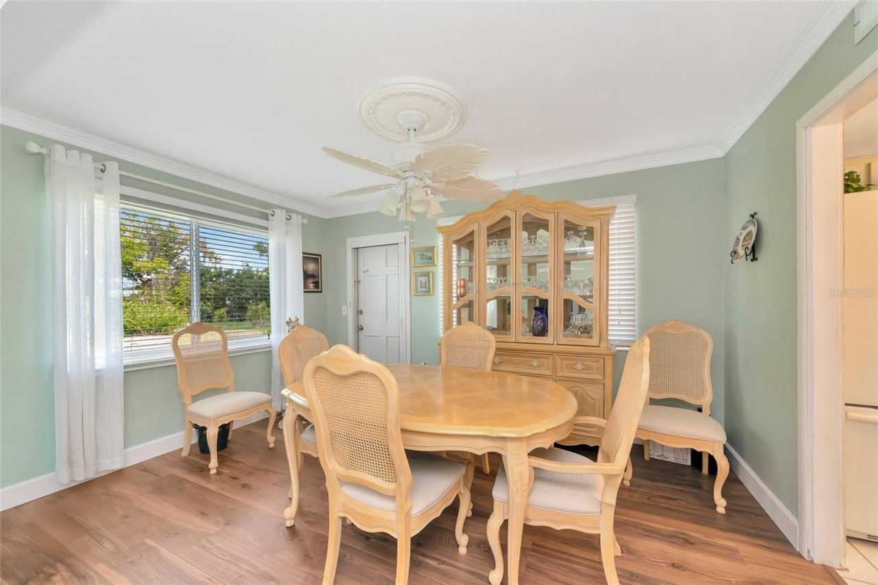1807 University Place, Unit 151, Sarasota, FL 34235 Photo