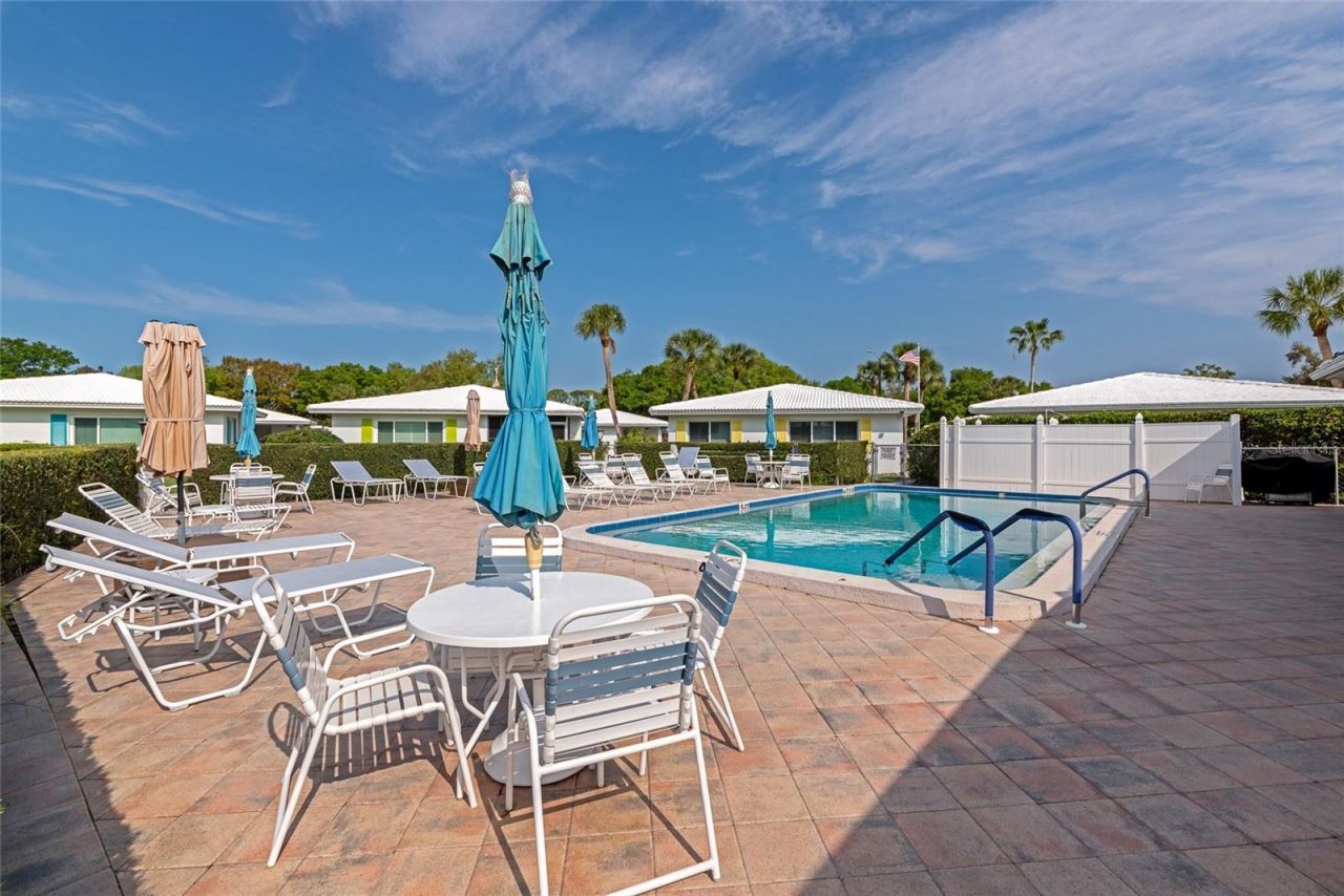 1807 University Place, Unit 151, Sarasota, FL 34235 Photo