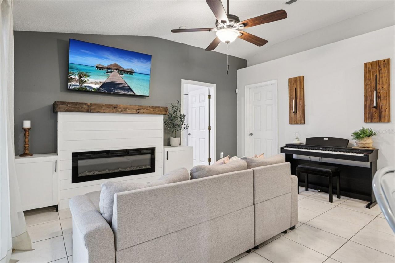 857 Marquis Court , Kissimmee, FL 34759 Photo