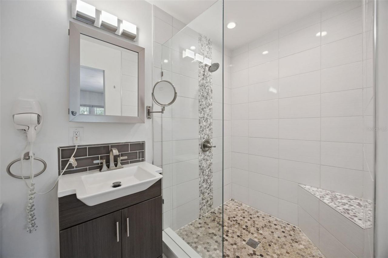 17661 Davenport Road, Winter Garden, FL 34787 Photo