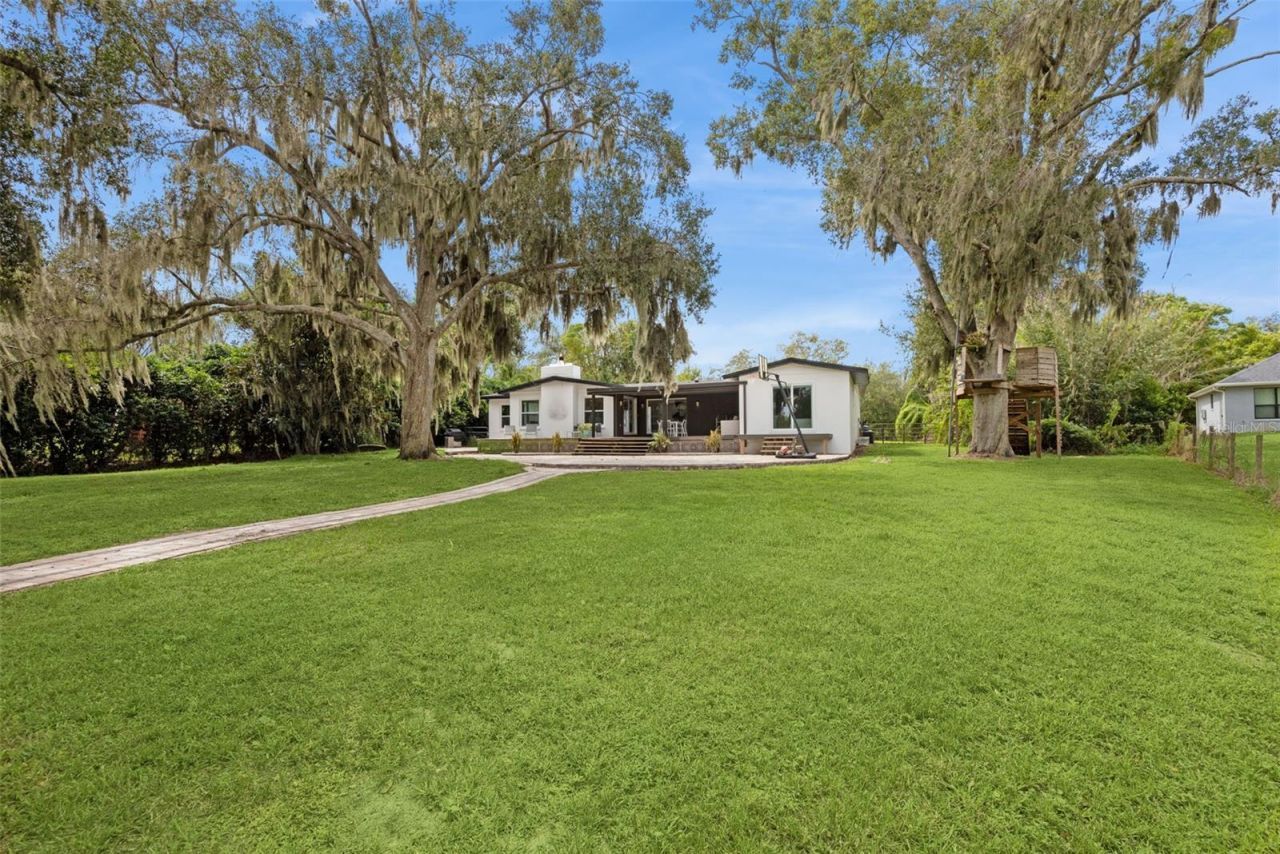 17661 Davenport Road, Winter Garden, FL 34787 Photo