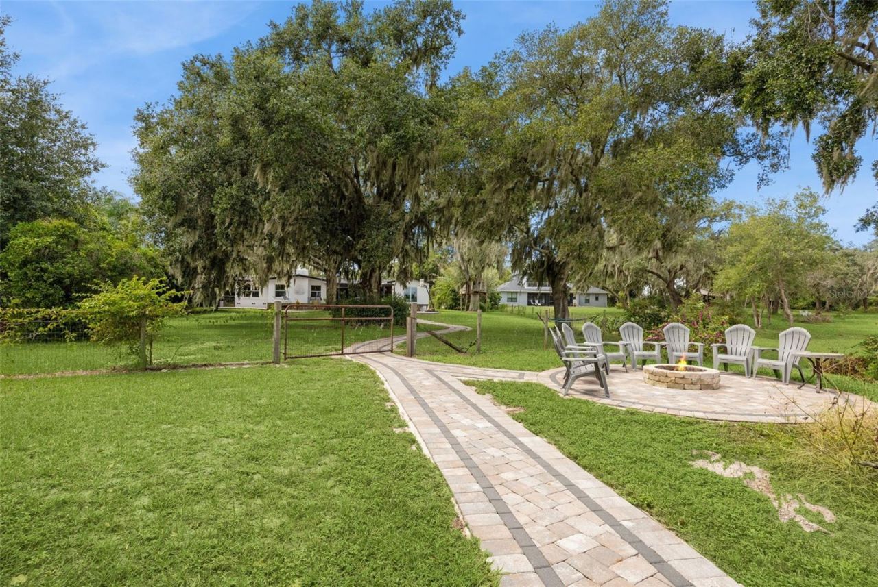 17661 Davenport Road, Winter Garden, FL 34787 Photo