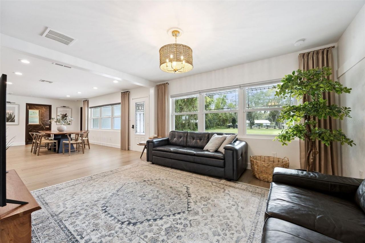 17661 Davenport Road, Winter Garden, FL 34787 Photo