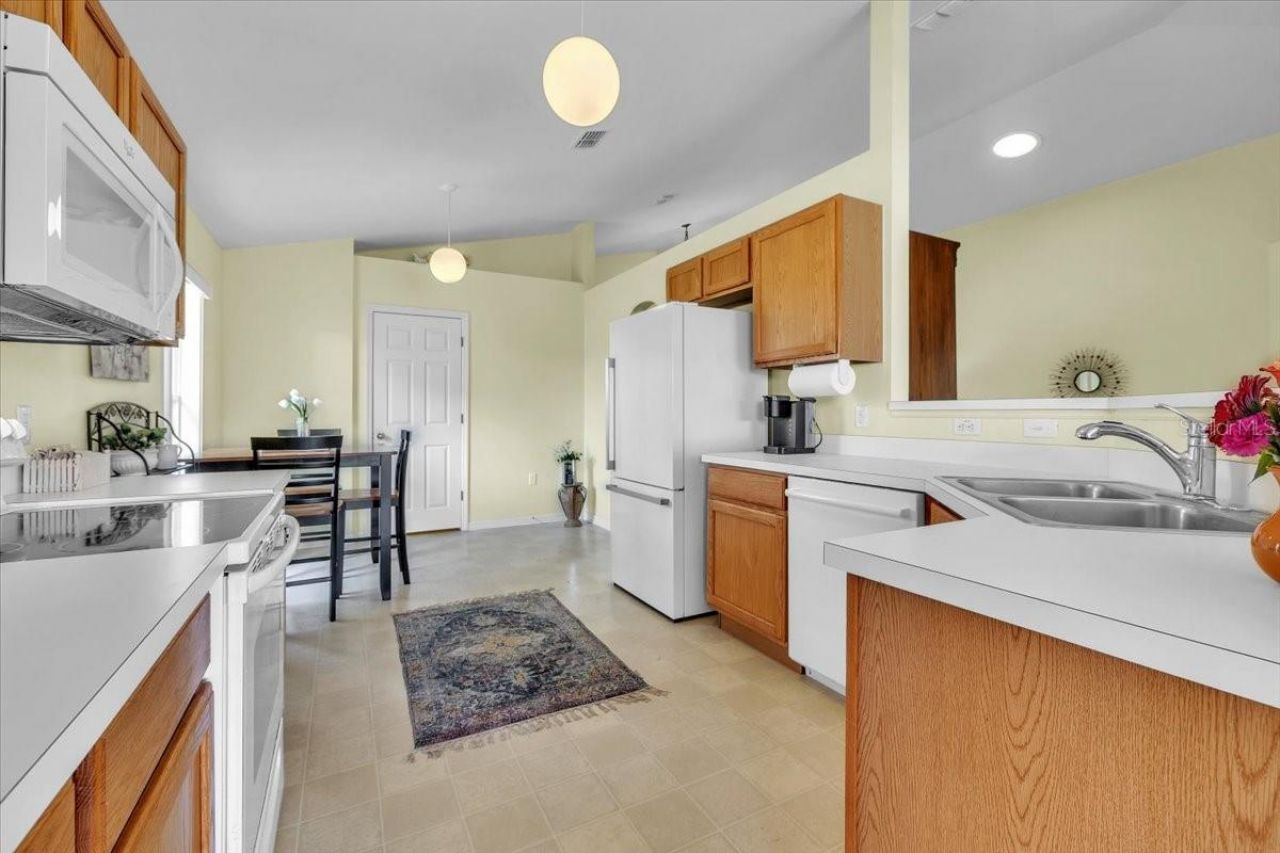 24483 Lakeside Manor, Port Charlotte, FL 33980 Photo