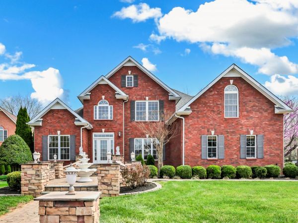 3266 Quincy Ln , Clarksville, TN 37043