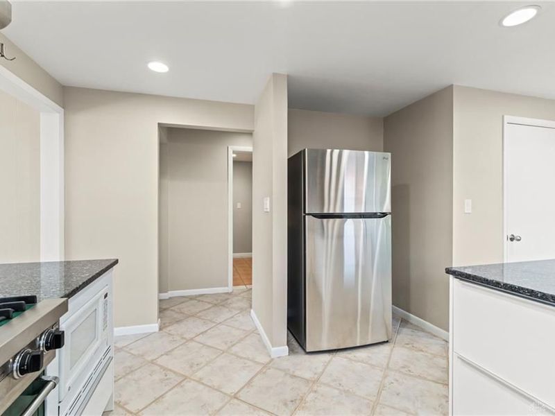 2247 E Whipp Road, Kettering, OH 45440 Photo 24