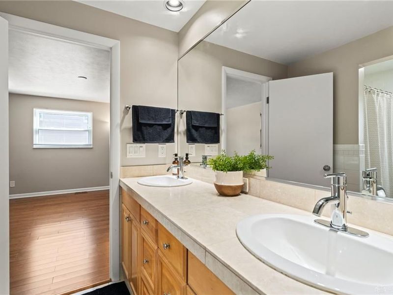 2247 E Whipp Road, Kettering, OH 45440 Photo 29