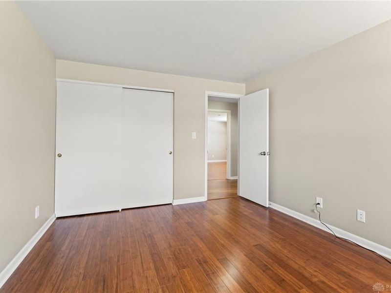 2247 E Whipp Road, Kettering, OH 45440 Photo 37