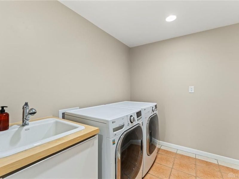 2247 E Whipp Road, Kettering, OH 45440 Photo 42