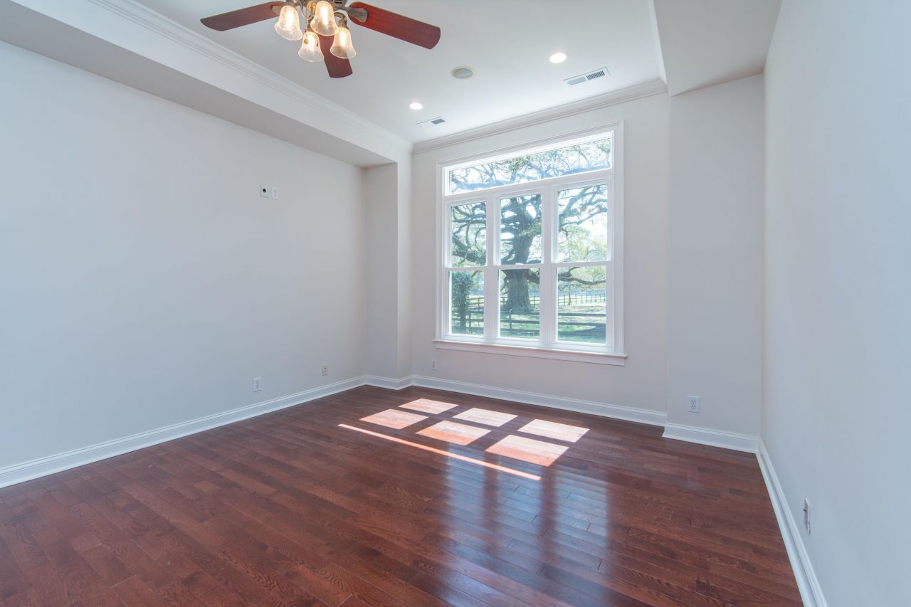 5251 Timber Race Course Photo 11