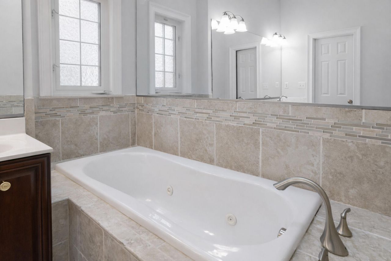 5251 Timber Race Course Photo 16