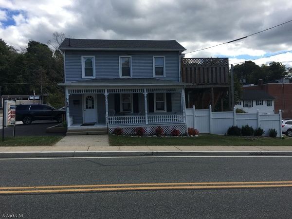 24 Bank St, Sussex, NJ 07461