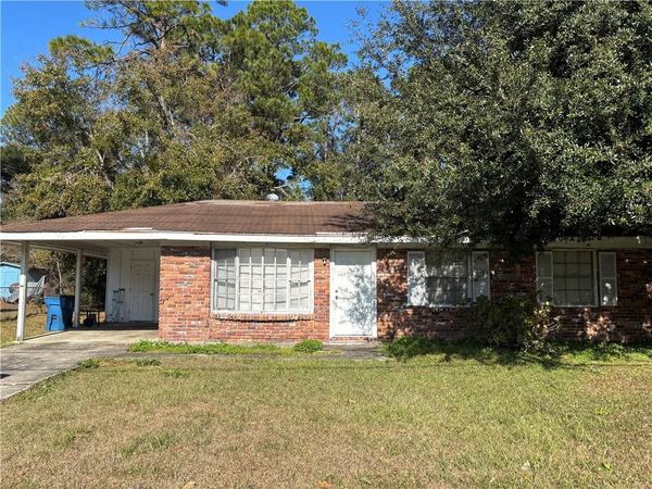 2243 Pinewood Drive, Brunswick, GA 31520