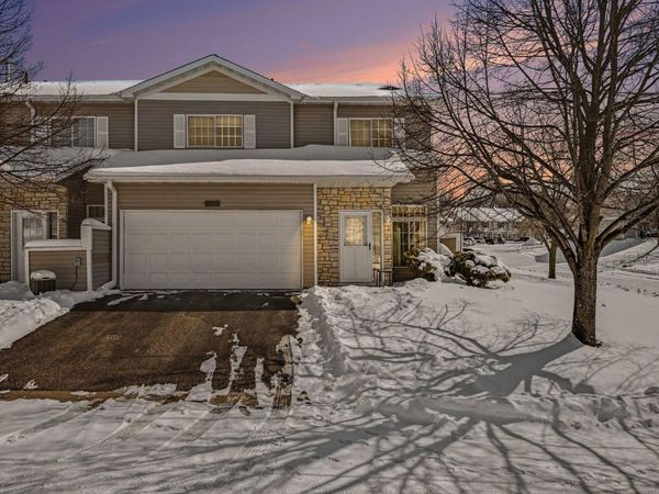 1910 Pika Trail, Unit D, River Falls, WI 54022