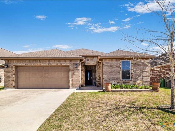 609 Mason Circle, Victoria, TX 77904