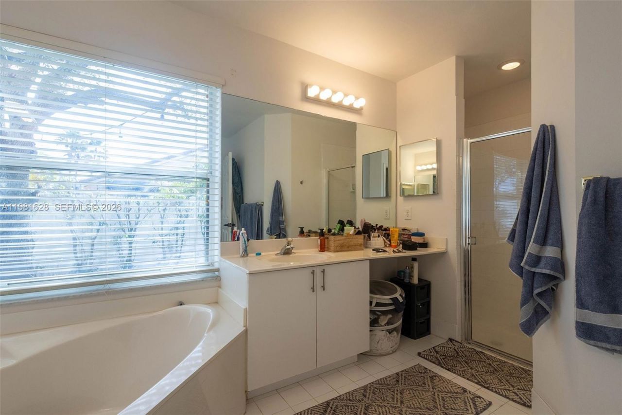 743 SW 121st Ave , Pembroke Pines, FL 33025 Photo